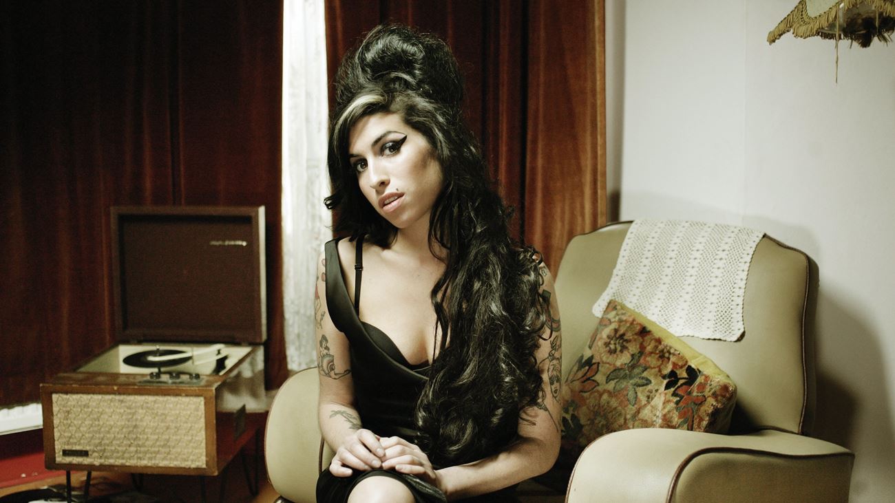 Amy Winehouses familie vurderer å saksøke filmskapere