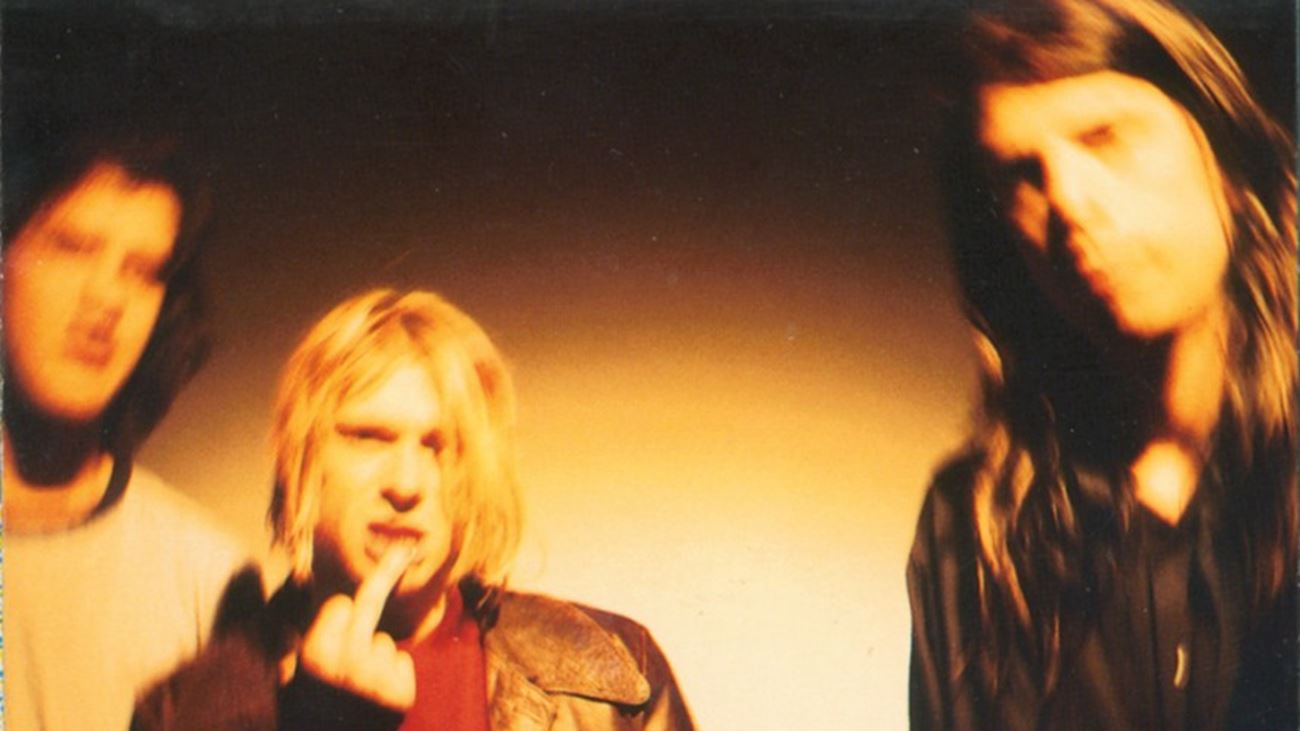 Auksjonerer bort Kurt Cobains boardingkort – får NFT med på kjøpet